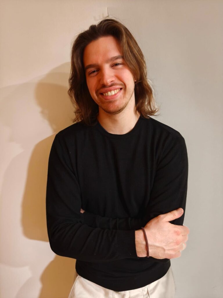 Miquel Piqueras, neuropsicòleg i psicòleg a Girona, especialitzat en acompanyament emocional i neuropsicologia.