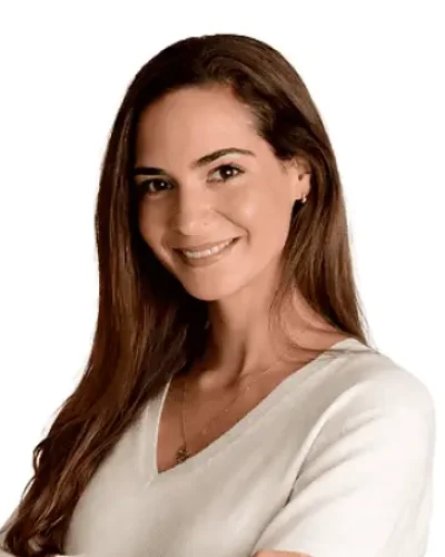 Elena Bayó, neuropsicòloga a Girona especialitzada en TEA i TDAH