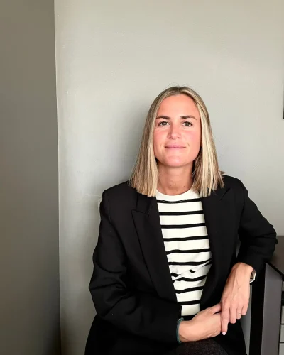 Anna Sánchez – Psicòloga General Sanitària a Girona Retrat d’Anna Sánchez, psicòloga general sanitària del Centre de Psicologia Jaume Primer a Girona
